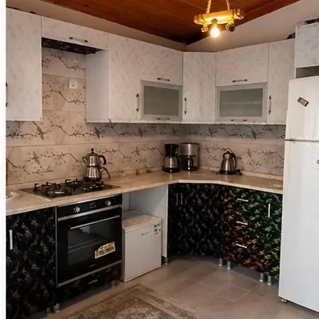 Nyaraló Geyikli Asma Hause